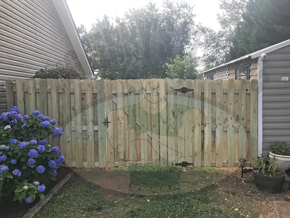 Highland Shadowbox Wood Semi Privacy Fence with Gate