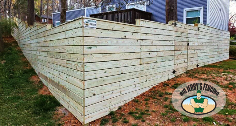 The Skyline Horizontal Wood Fence from Big Jerry's Fencing