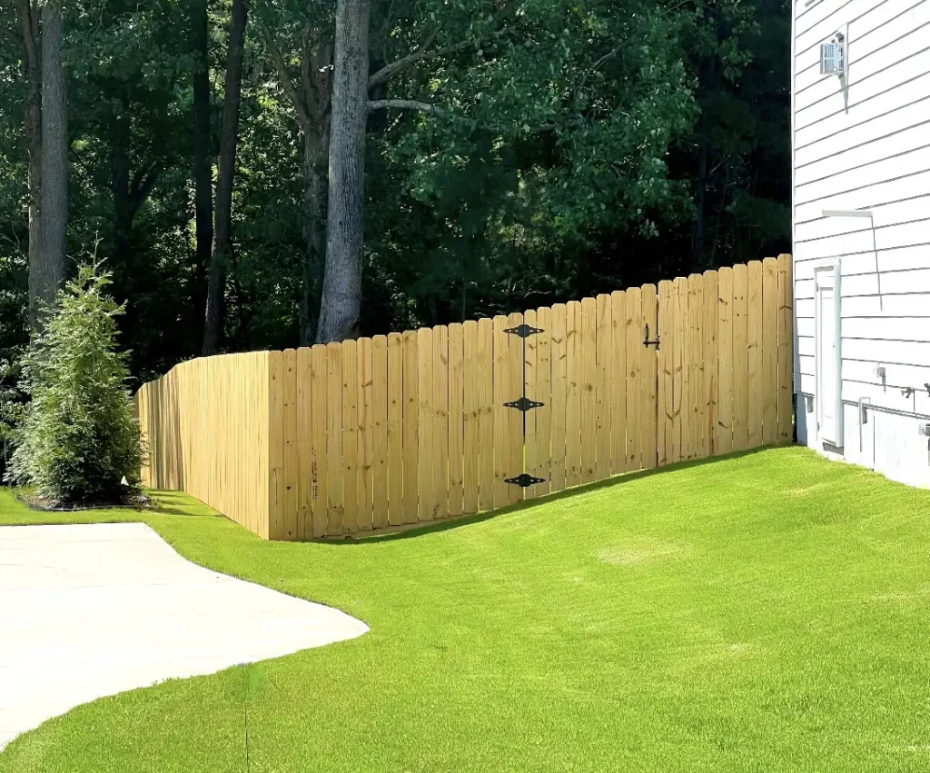 Sloped fence from Big Jerry's Fencing